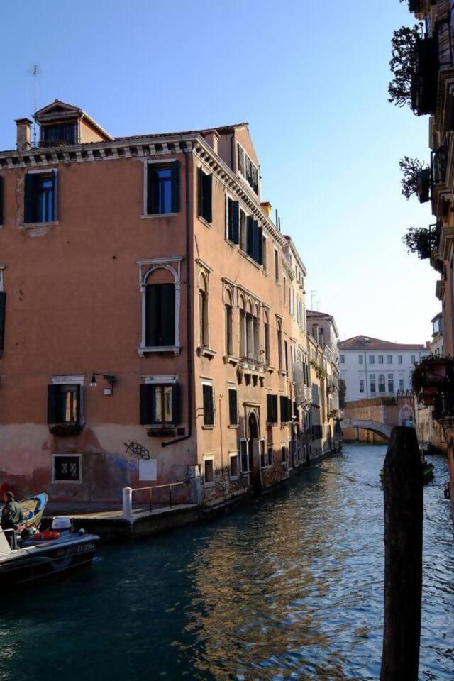 Апартаменти Rio Ca Foscari A San Pantalon Венеція Екстер'єр фото